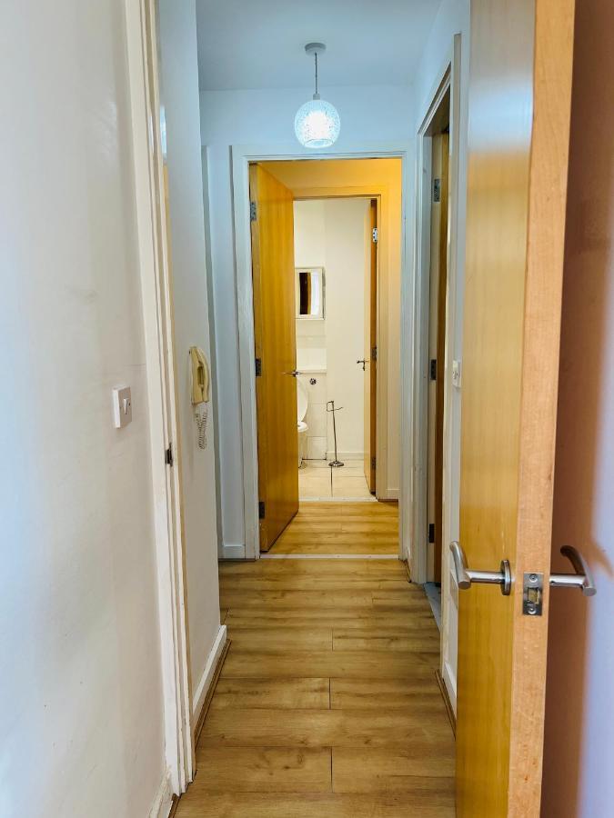 Fabulous 1Bed 1Bath Ground Floor Shared Accommodation ,Only Double Room Edimburgo Exterior foto